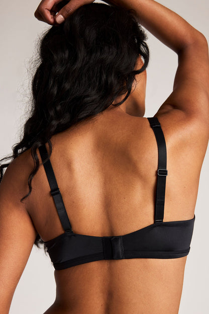 Glacé Plunge Bra in Black