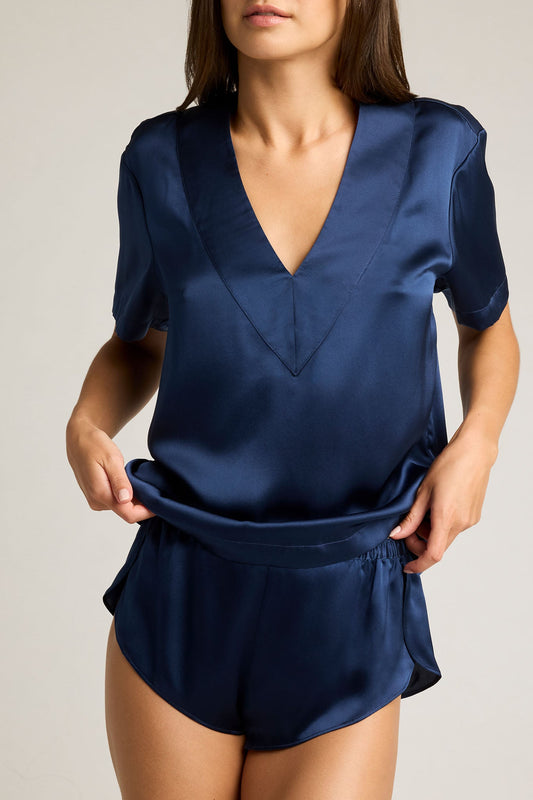 Eclipse Washable Silk V-Top in Navy